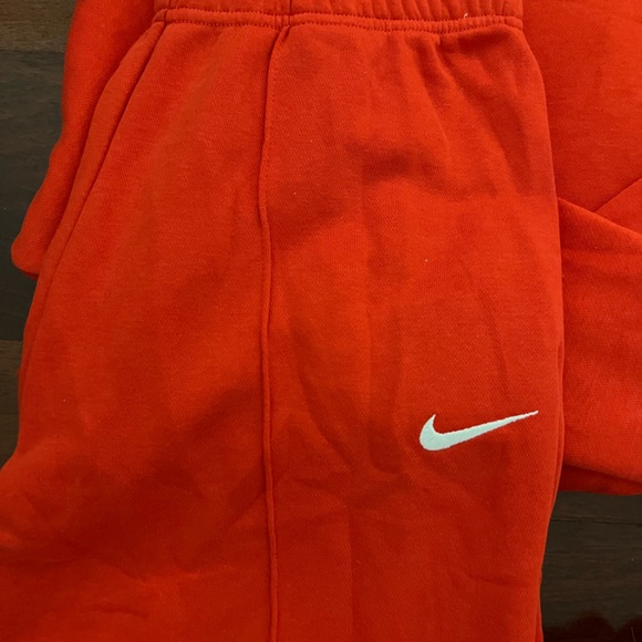 Nike Oversize NSW Sportswear Essential Fleece Tracksuit Set - Hoodie with Jogger - Picture 3 of 5